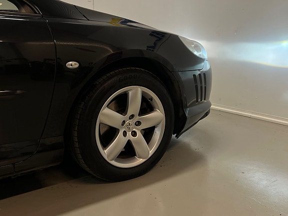 Peugeot 407 23 of 23