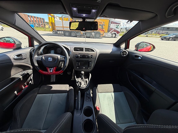 Seat Leon 4 of 5
