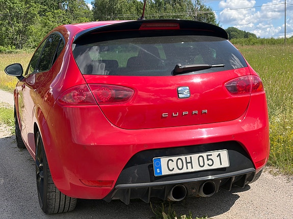 Seat Leon 2 of 5