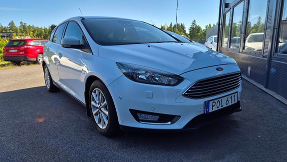 Ford Focus 2 of 5