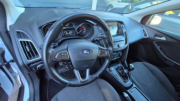 Ford Focus 8 of 9