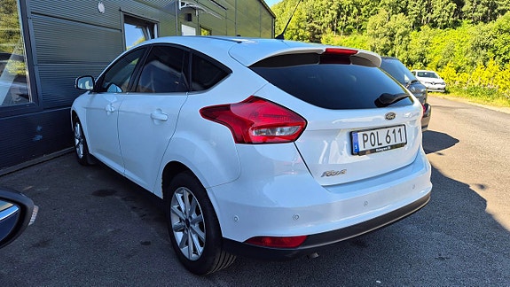 Ford Focus 3 of 5
