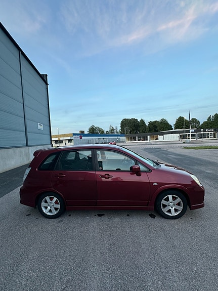 Suzuki Liana 2 of 4