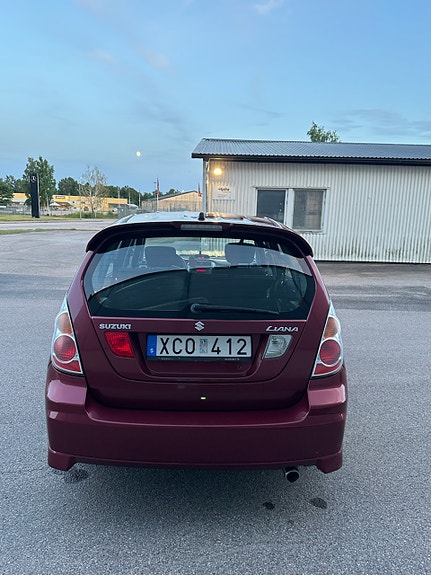 Suzuki Liana 3 of 4
