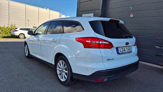 Ford Focus 3 of 5