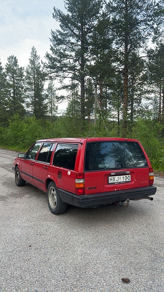 Volvo 940 3 of 5