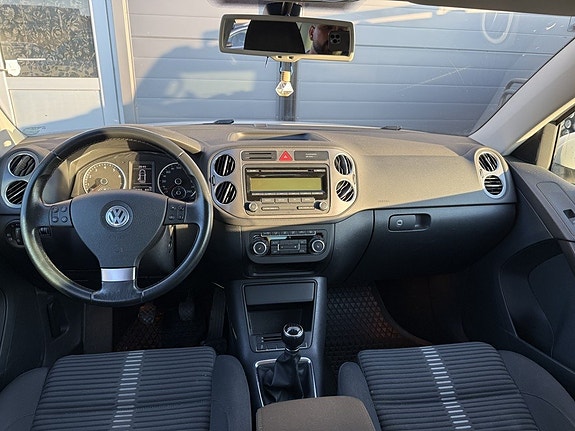 Volkswagen Tiguan 11 of 13