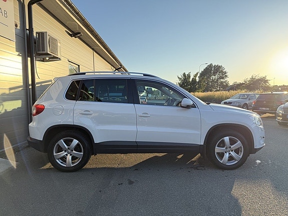 Volkswagen Tiguan 4 of 5