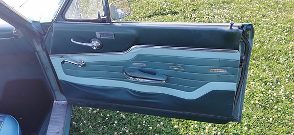 Ford Fairlane 12 of 15