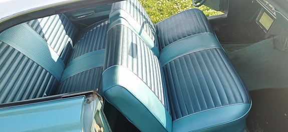 Ford Fairlane 14 of 15