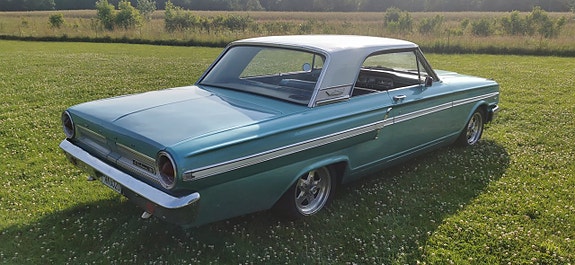 Ford Fairlane 5 of 5