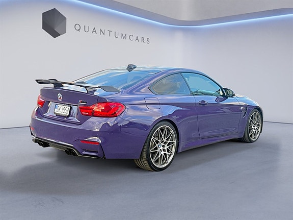 BMW M4 7 of 27