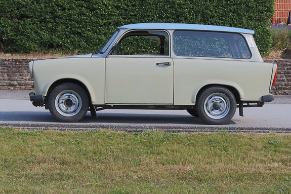 Trabant Universal 10 of 19