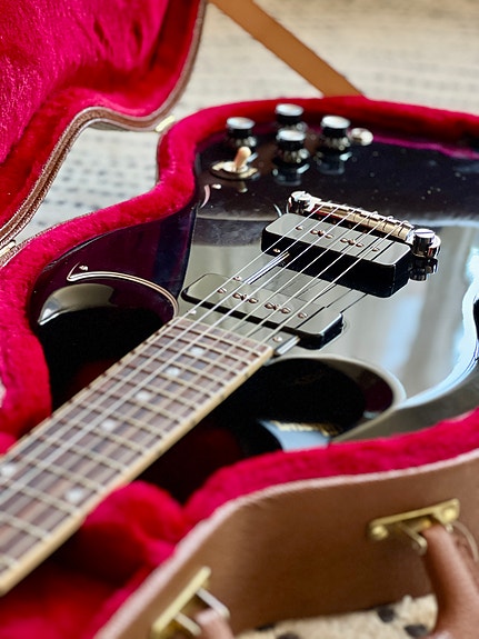 Gibson SG Special