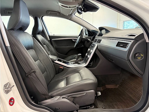 Volvo V70 5 of 5