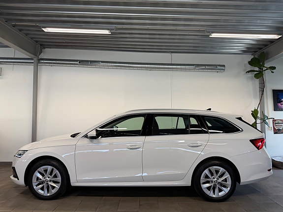 Skoda Octavia 3 of 14