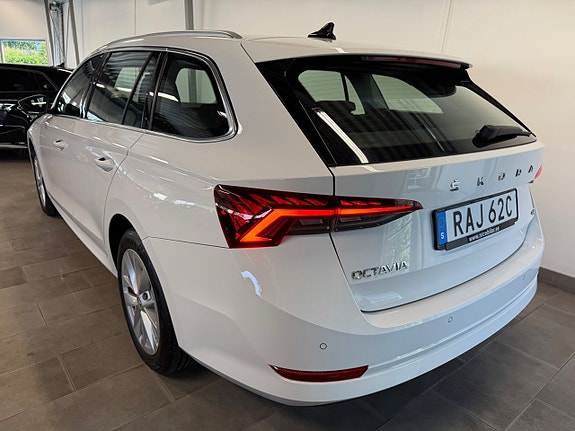 Skoda Octavia 4 of 14