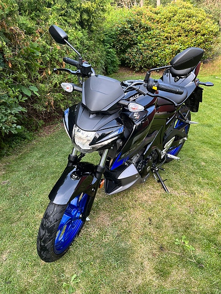 Suzuki GSX-S125 2023 2 of 4