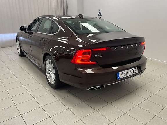 Volvo S90 3 of 5