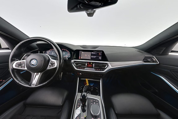 BMW 330e 14 of 30