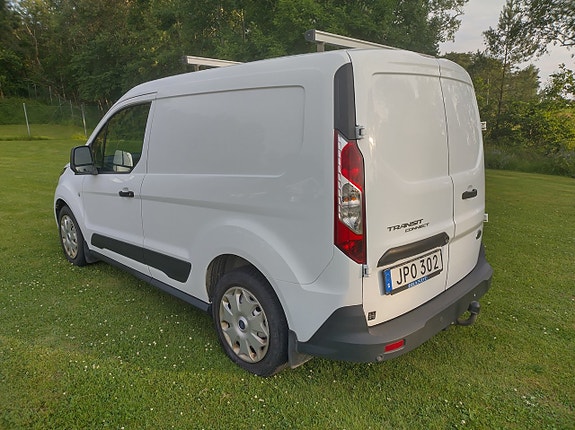 Ford Transit Connect 5 of 5