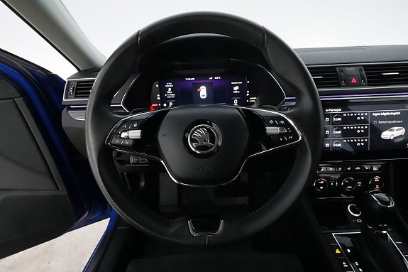 Skoda Superb 15 of 30