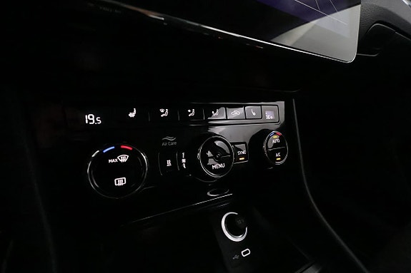 Skoda Superb 21 of 30