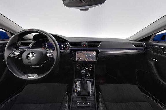 Skoda Superb 13 of 30