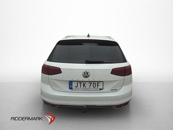 Volkswagen Passat 5 of 30
