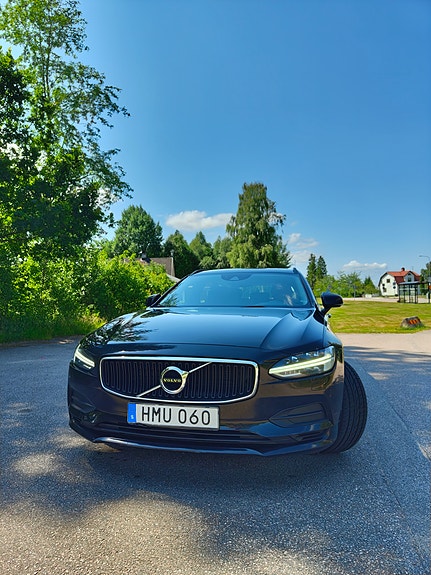 Volvo V90 3 of 5