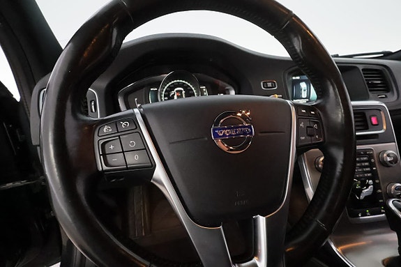 Volvo V60 15 of 28