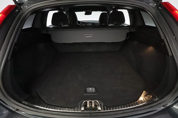 Volvo V60 8 of 28