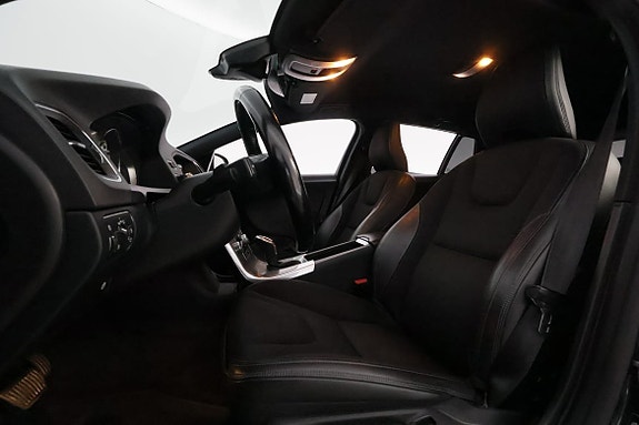 Volvo V60 10 of 28