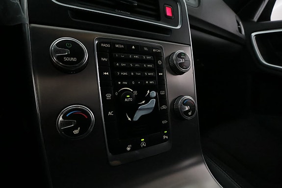 Volvo V60 20 of 28