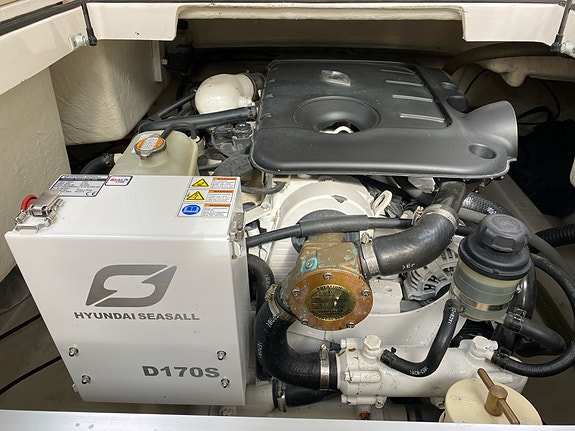Aquador 22HT -98 med dieselmotor från 2017 5 of 5