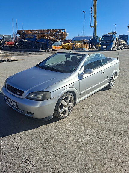 Opel Astra 3 of 5