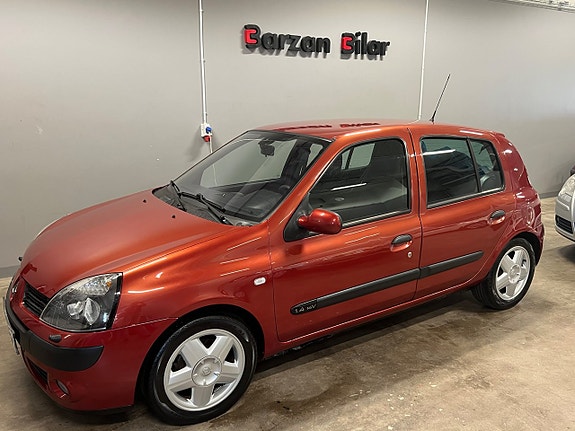 Renault Clio 10 of 20