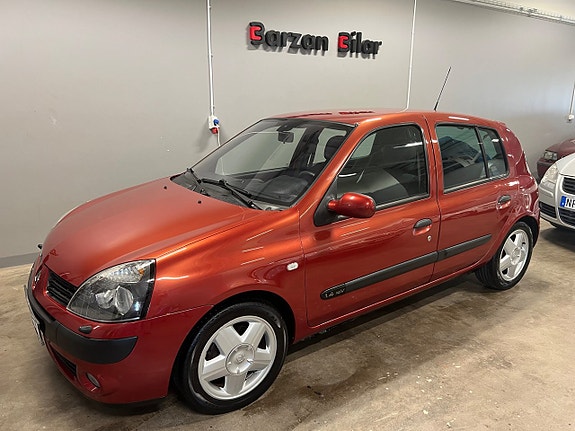 Renault Clio 13 of 20