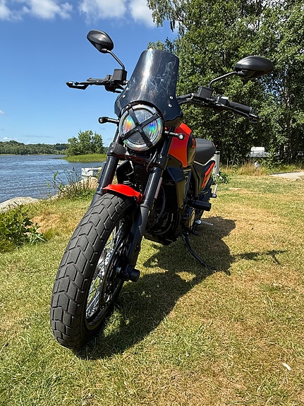 Ducati Scrambler 800 Full Throttle, smakfullt extrautrustad 2 of 5