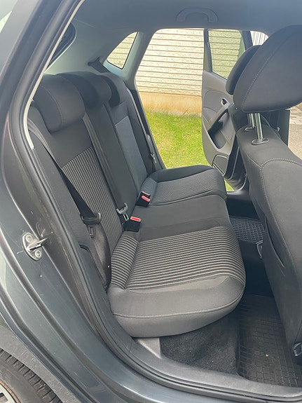Volkswagen Polo 9 of 16
