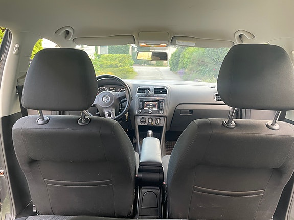 Volkswagen Polo 10 of 16