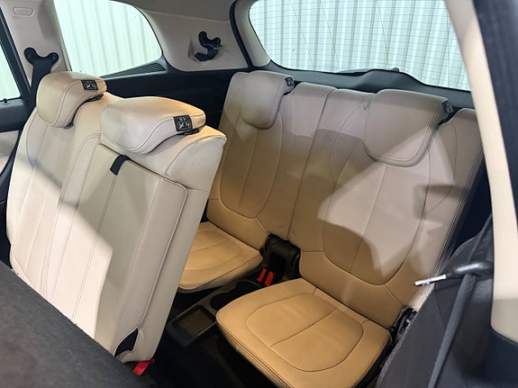 BMW 220d 14 of 14