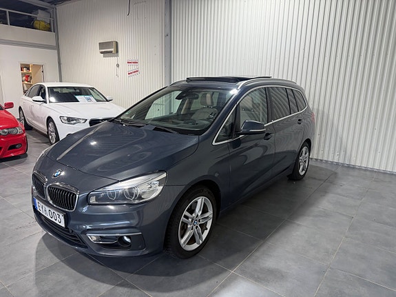 BMW 220d 2 of 14