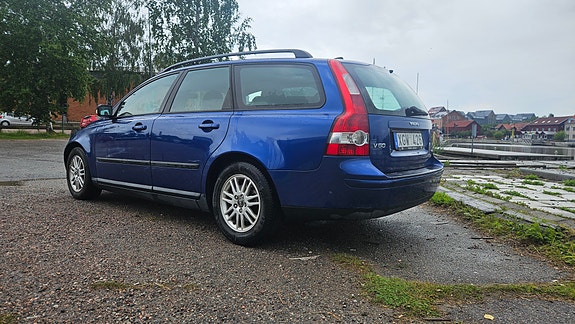 Volvo V50 4 of 5