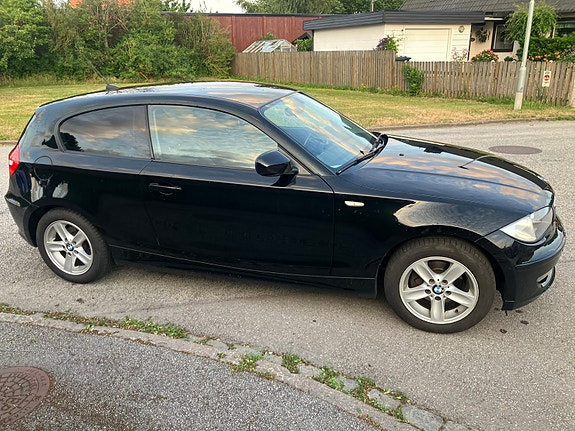 BMW 116i 3 of 14