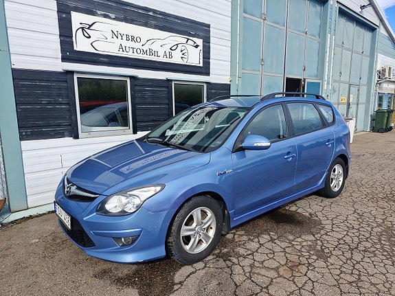 Hyundai i30 4 of 5