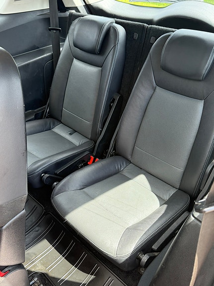 Ford S-MAX 7 of 15