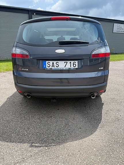Ford S-MAX 3 of 15