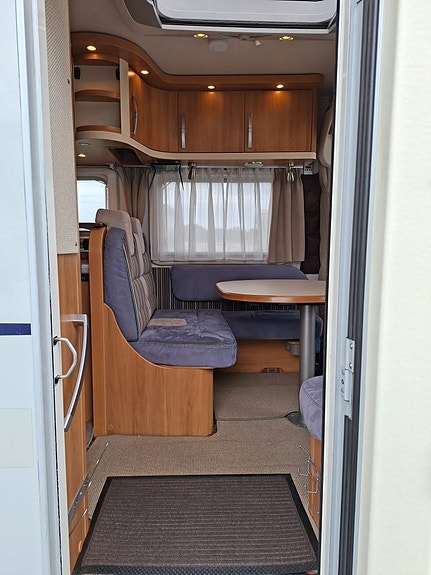 Hymer B 614 CL Taksäng,Välomhändertagen,Nybesiktad 9 of 19