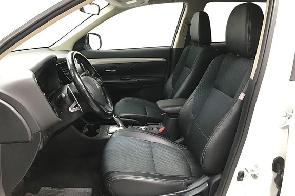 Mitsubishi Outlander 13 of 29